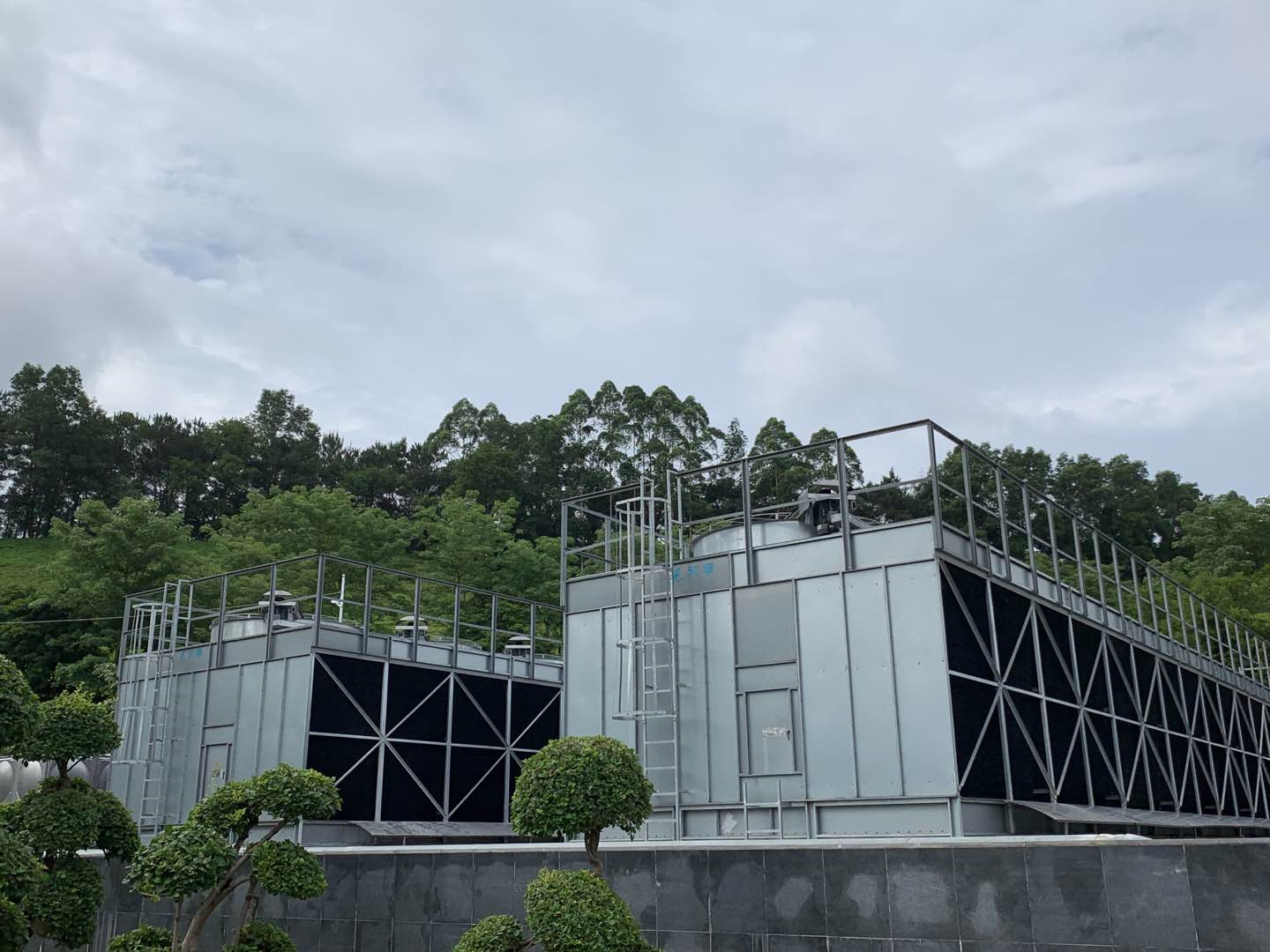 玻璃鋼冷卻塔減速機(jī)的維護(hù)與檢驗(yàn),玻璃鋼冷卻塔結(jié)構(gòu)