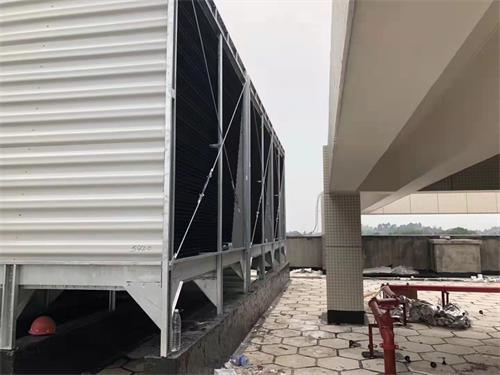 冷卻塔填料：中性化清洗劑的特點(diǎn)(冷卻塔填料清洗劑)